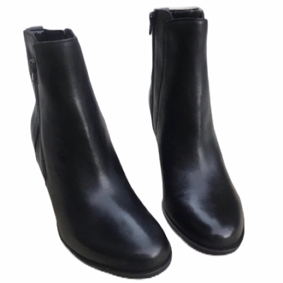 Naturalizer Women’s Kala Black Booties - Picture 2 of 8